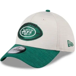 Flex^New York Jets Men's New Era Stone/Green 2024 Sideline Historic 39THIRTY Flex Hat